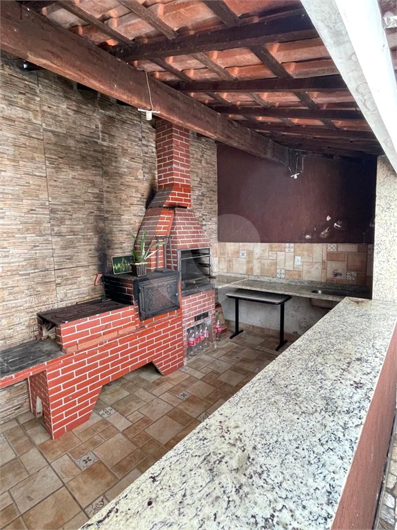 Sobrado à venda com 3 quartos, sendo 1 suíte,  em Jardim Cambuci, Mogi das Cruzes, SP