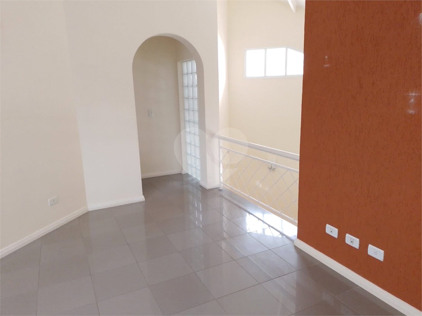 Casa à venda com 4 quartos, sendo 2 suítes,  em Vila Santista, Atibaia, SP