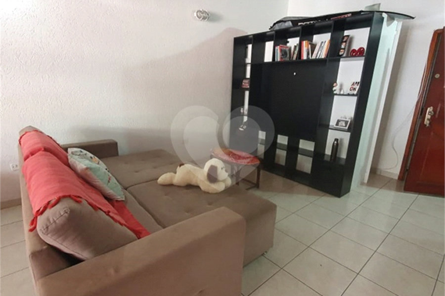 Sobrado à venda com 5 quartos, sendo 3 suítes, em Tremembé, São Paulo, SP