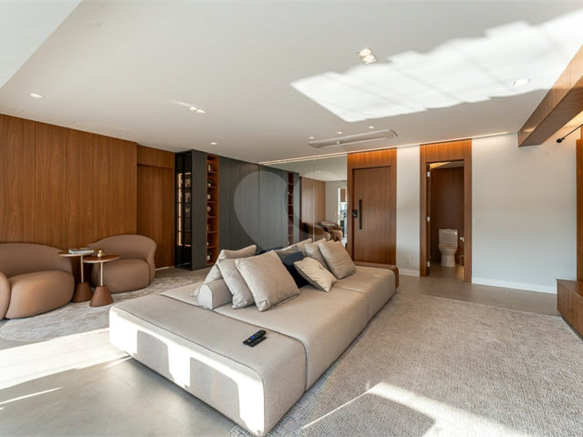 Apartamento à venda com 3 suítes em Jardim Prudência, São Paulo, SP