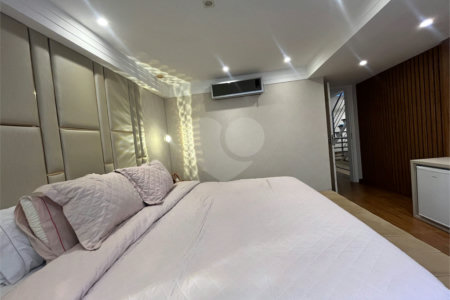 Casa à venda com 6 suítes no condomínio Chácara Francesa, São Paulo - SP