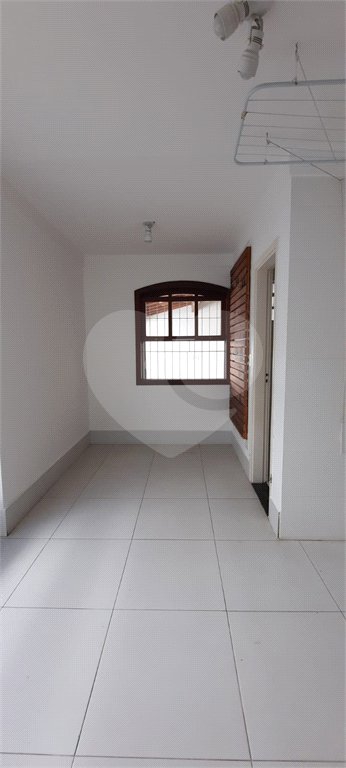 Sobrado à venda com 3 quartos, sendo 1 suíte, em Vila Firmiano Pinto, São Paulo, SP