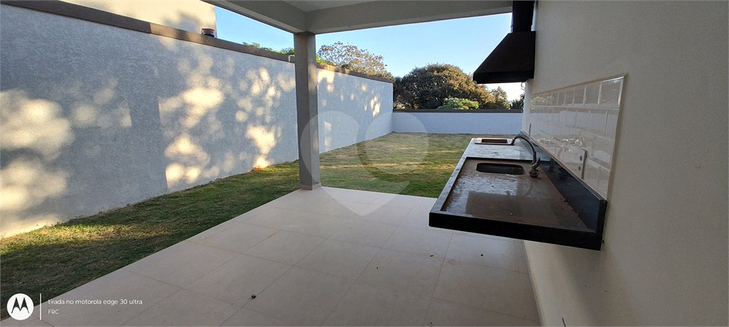 Casa à venda com 3 suítes no condomínio Reserva Ybyra, Atibaia - SP