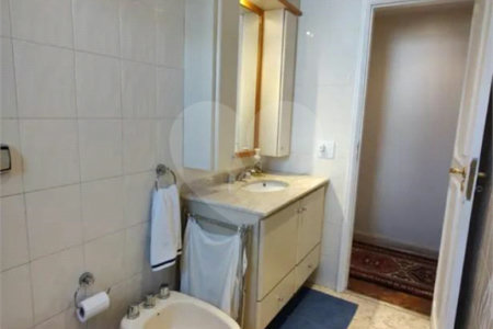 Apartamento à venda com 4 quartos, sendo 1 suíte, em Brooklin Paulista, São Paulo, SP