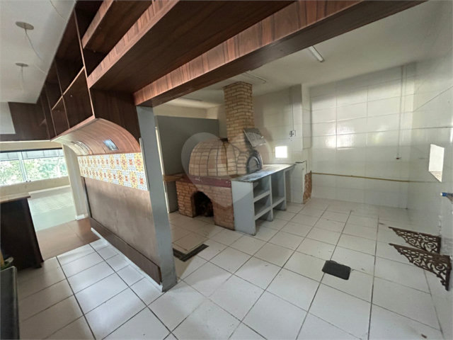 Sobrado à venda com 15 quartos, sendo 3 suítes,  em Tucuruvi, São Paulo, SP