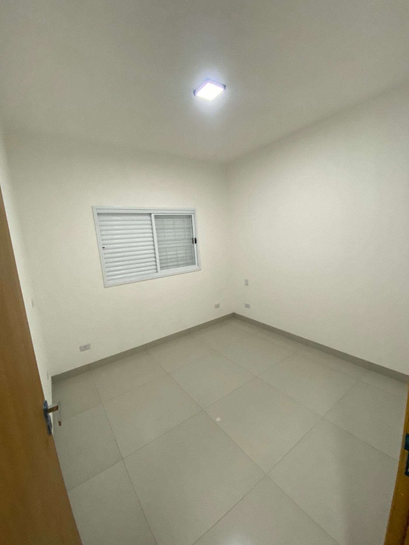 Casa à venda com 2 quartos, sendo 1 suíte, em Santa Helena, Três Lagoas, MS