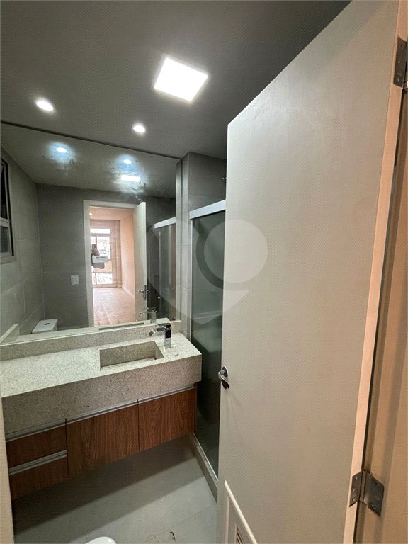 Apartamento à venda com 3 quartos, sendo 2 suítes, em Rio Comprido, Rio de Janeiro, RJ