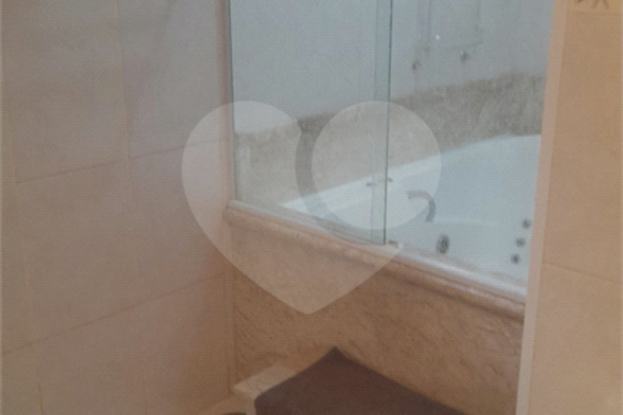 Sobrado à venda com 3 quartos, sendo 1 suíte, em Tremembé, São Paulo, SP
