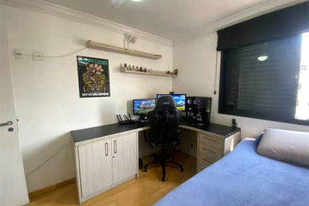Apartamento à venda com 4 quartos, sendo 2 suítes,  em Vila Hamburguesa, São Paulo, SP