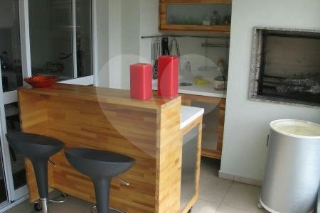 Apartamento à venda com 4 suítes em Vila Suzana, São Paulo, SP