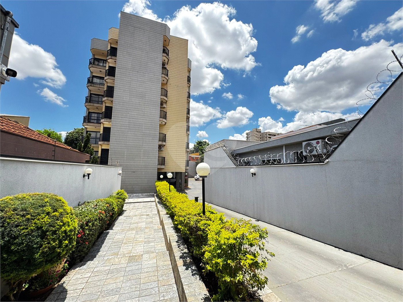 Apartamento à venda com 3 quartos, sendo 1 suíte, em Jardim Sumaré, Ribeirão Preto, SP
