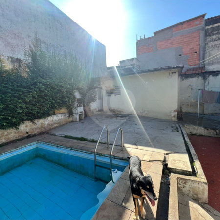 Casa à venda com 4 quartos, sendo 1 suíte,  em Jardim Colombo, São Paulo, SP