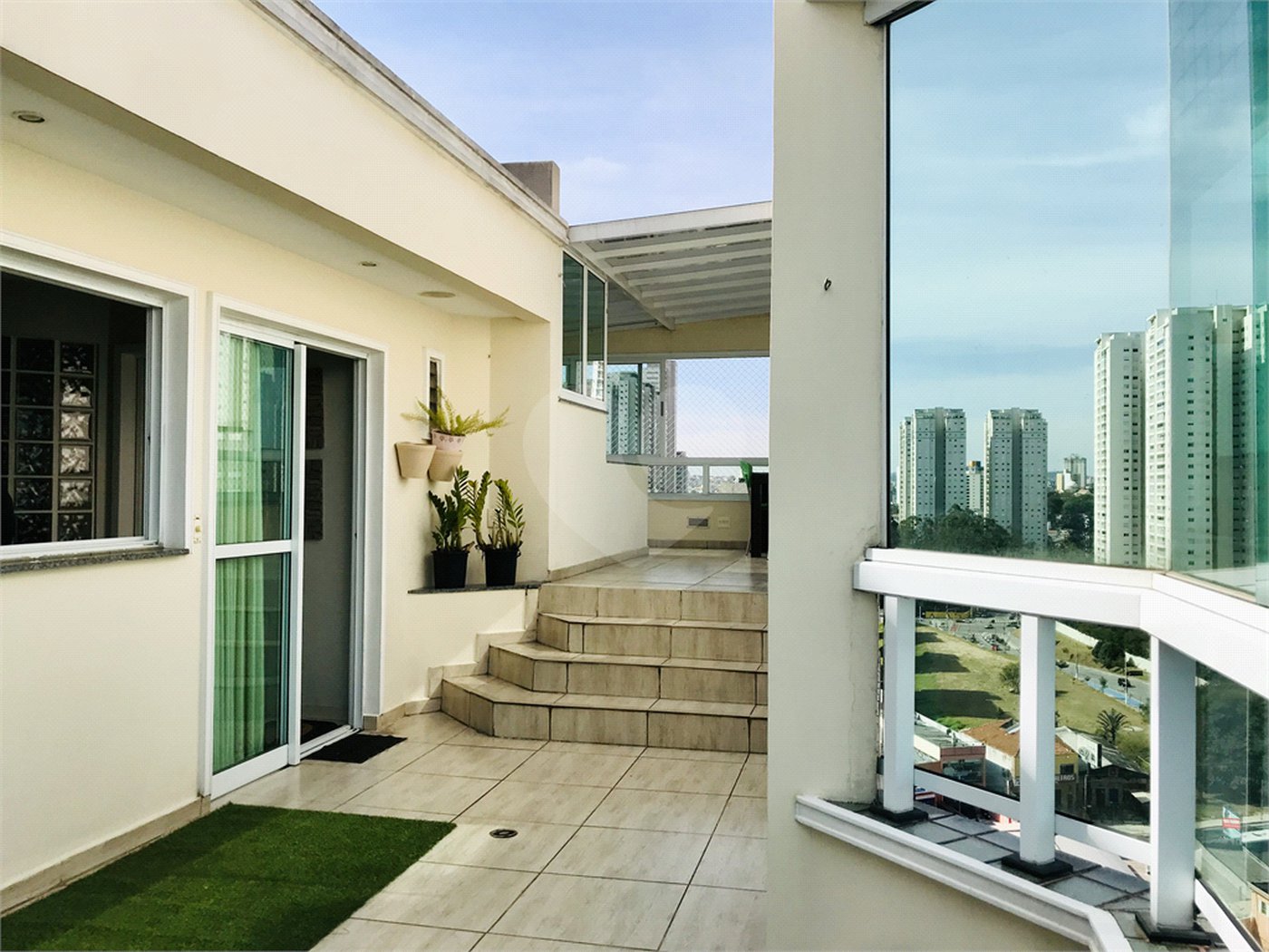 Apartamento à venda ou para alugar com 3 quartos, sendo 1 suíte, no Centro, São Bernardo do Campo, SP