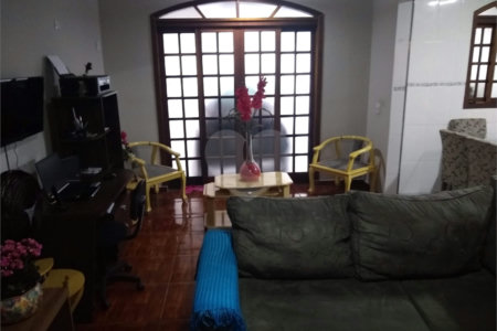 Sobrado à venda com 3 quartos em Vila Mazzei, São Paulo, SP