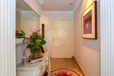 Apartamento à venda com 3 suítes em Vila Suzana, São Paulo, SP