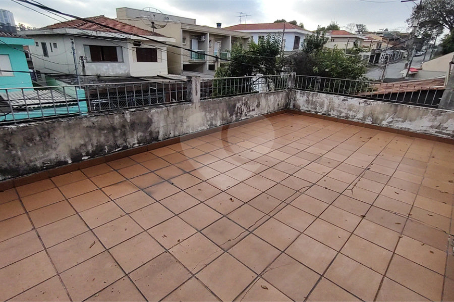Sobrado à venda com 4 quartos em Parque São Domingos, São Paulo, SP