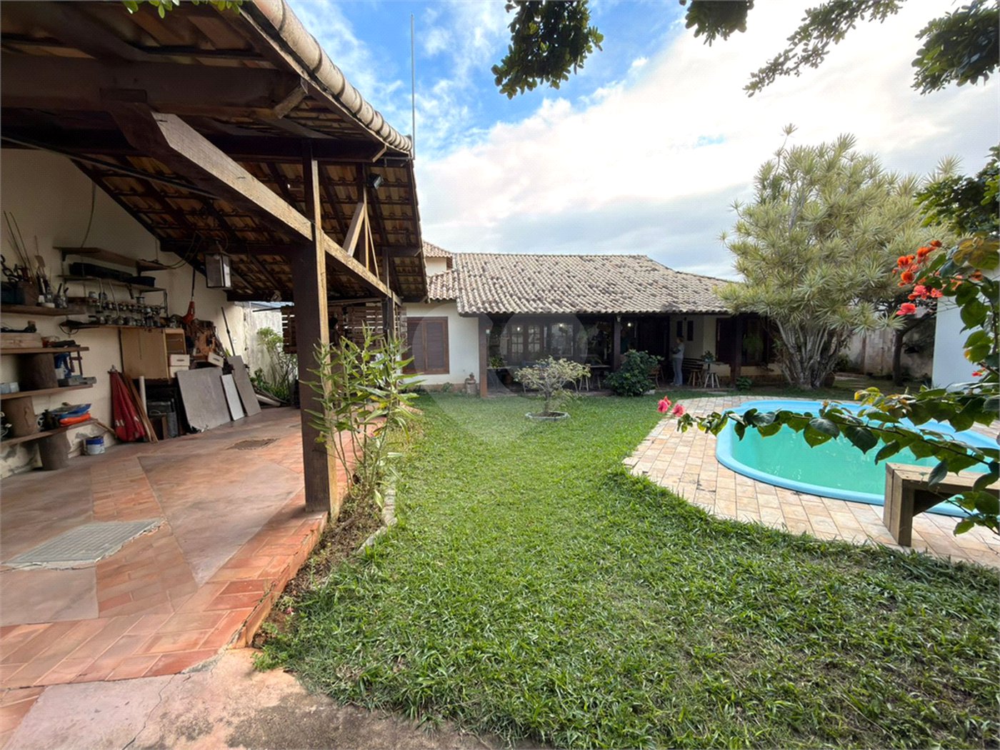 Casa à venda com 3 suítes em Portinho, Cabo Frio, RJ
