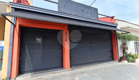 Casa para alugar com 4 quartos, sendo 1 suíte,  no Centro, Itapetininga, SP