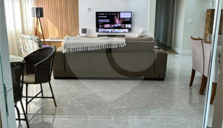 Apartamento à venda com 4 quartos, sendo 1 suíte, em Tremembé, São Paulo, SP