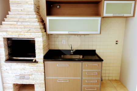 Casa à venda com 3 suítes no condomínio Residencial Jardim América, Vinhedo - SP