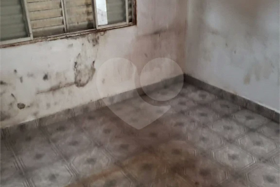 Casa à venda com 3 quartos em Parque Vitória, São Paulo, SP