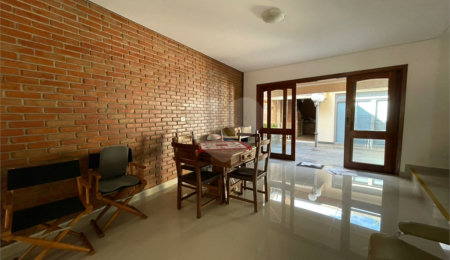 Sobrado à venda com 3 quartos, sendo 2 suítes,  em Alto da Boa Vista, São Paulo, SP