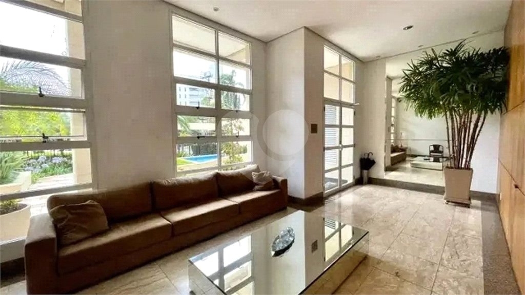 Apartamento à venda com 3 suítes em Vila Progredior, São Paulo, SP