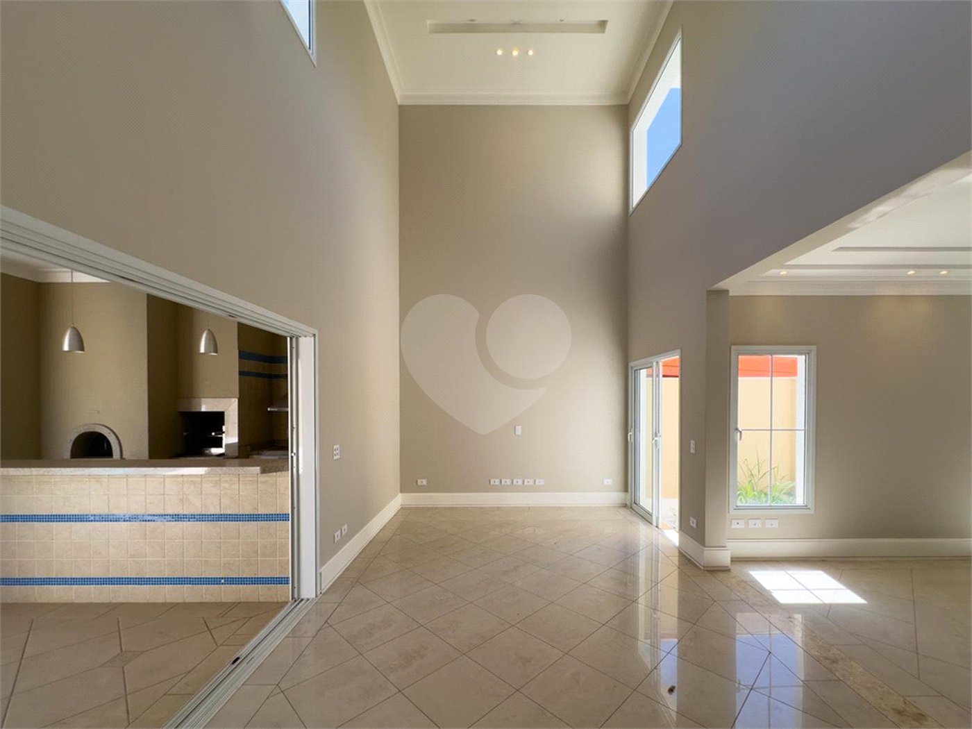 Lindo sobrado para venda em Indaiatuba/SP - Condomínio Esplendor. R$ 3.300.000,00.