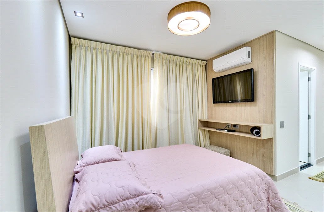 Apartamento à venda com 3 suítes em Jardim Marajoara, São Paulo, SP