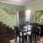 Casa com 4 dormitórios na Saúde.