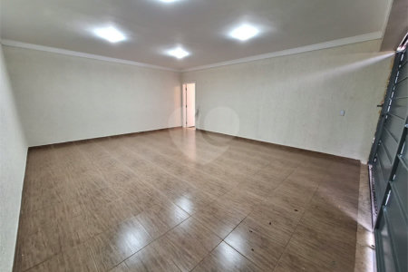 Casa para Locação no Condomínio Bosque dos Cambarás em Valinhos/SP