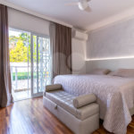 Casa à venda com 3 quartos, sendo 1 suíte, em Alto da Boa Vista, São Paulo, SP