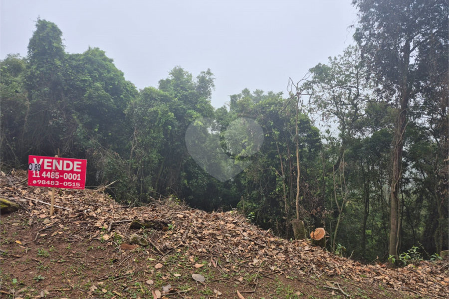 Terreno à venda no condomínio Parque Imperial da Cantareira, Mairiporã - SP