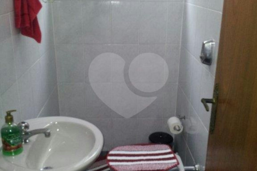 Sobrado à venda com 3 quartos, sendo 1 suíte, em Vila Mazzei, São Paulo, SP