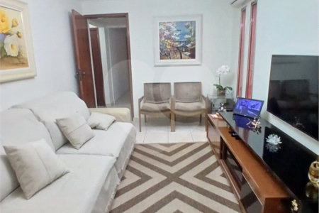 Casa à venda com 3 quartos, sendo 1 suíte, em Vila Rica, São Paulo, SP