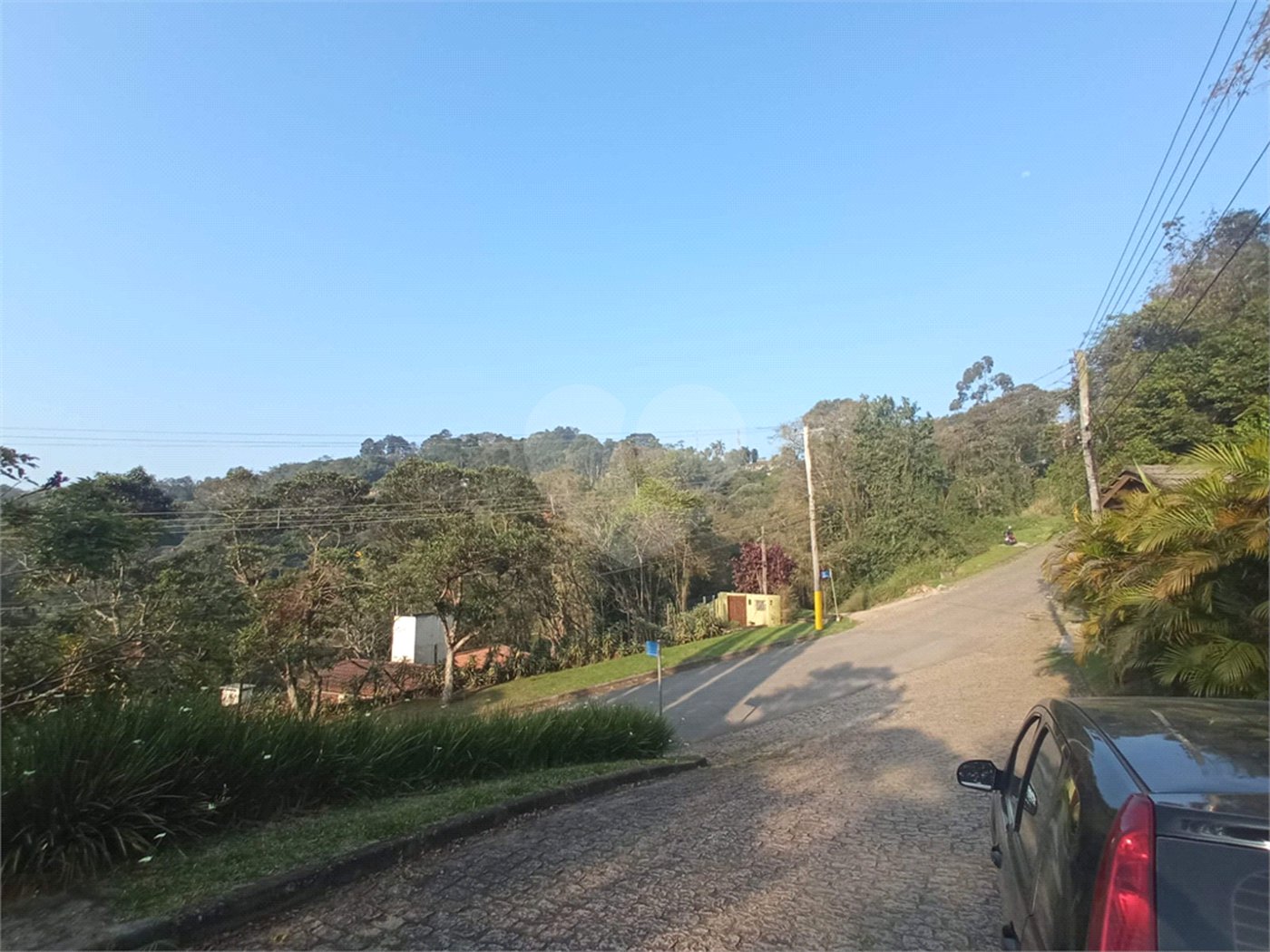 Casa à venda com 4 quartos, sendo 1 suíte, no condomínio Alpes da Cantareira, Mairiporã - SP