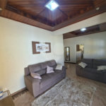 Casa à venda com 3 quartos, sendo 1 suíte,  em Tatetú, Alambari, SP