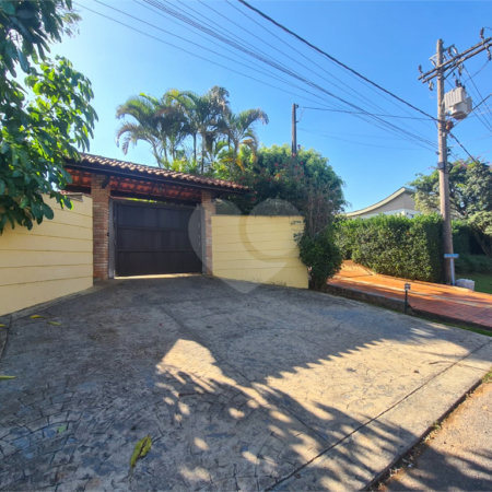Casa à venda com 3 suítes no condomínio Portal do Sabiá, Araçoiaba da Serra - SP