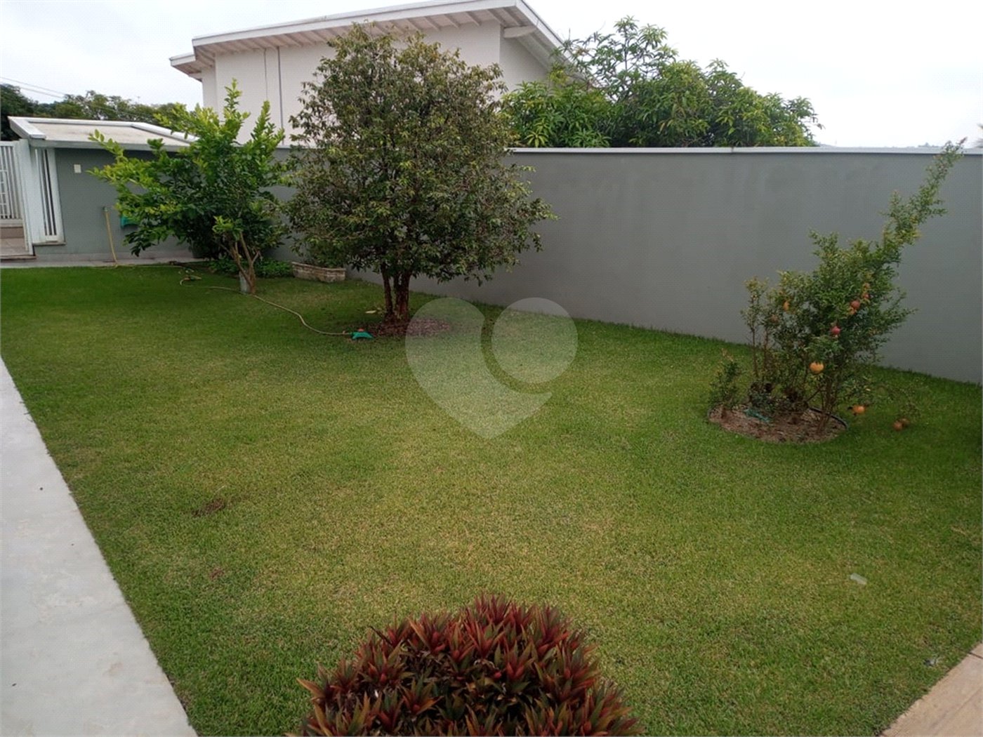 Casa à venda com 4 suítes no condomínio Villaggio Capriccio, Louveira - SP