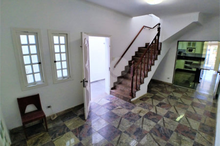 Sobrado à venda com 3 quartos, sendo 1 suíte,  em Vila Mazzei, São Paulo, SP