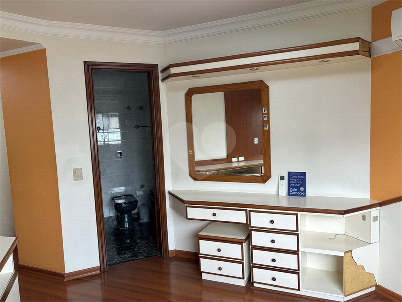 Apartamento à venda com 3 quartos, sendo 1 suíte,  em Santana, São Paulo, SP