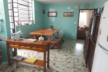 Casa à venda com 3 quartos em Anhangabaú, Jundiaí, SP