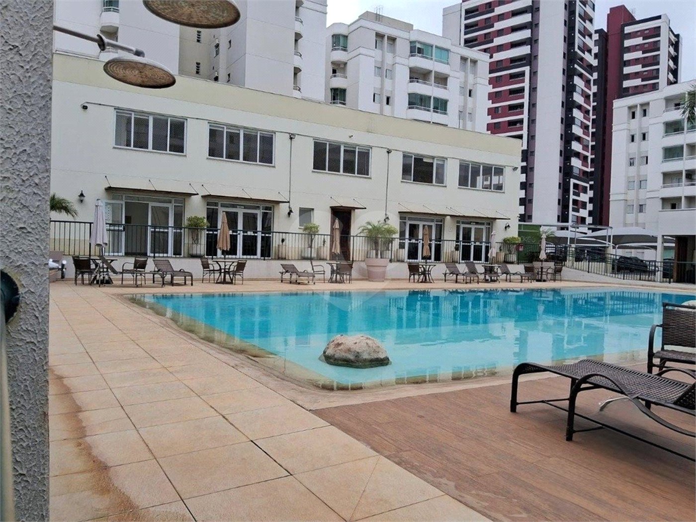 Apartamento à venda com 3 quartos, sendo 1 suíte, em Jardim Vera Cruz, Sorocaba, SP