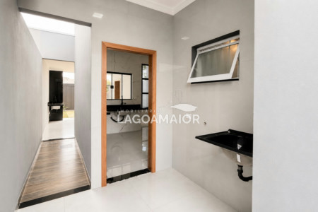 Casa à venda com 3 quartos, sendo 1 suíte, em Bela Vista da Lagoa, Três Lagoas, MS