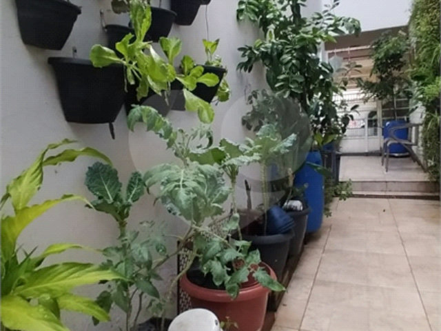 Sobrado à venda com 3 quartos, sendo 1 suíte,  em Jardim Tabatinga, Guarulhos, SP