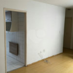 Casa à venda com 3 quartos, sendo 1 suíte, no condomínio Residencial Vera Lucia, Sorocaba - SP