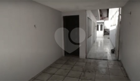 Casa à venda com 3 quartos, sendo 2 suítes,  no condomínio Não, São Paulo - SP