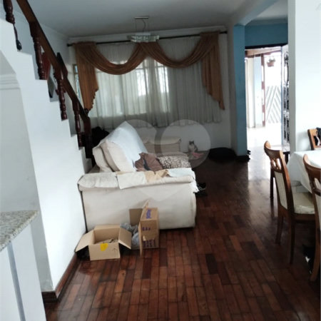 Sobrado à venda com 3 suítes em Vila Marari, São Paulo, SP