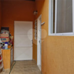 Casa para alugar com 3 quartos, sendo 1 suíte, no condomínio Santa Mônica, Atibaia - SP