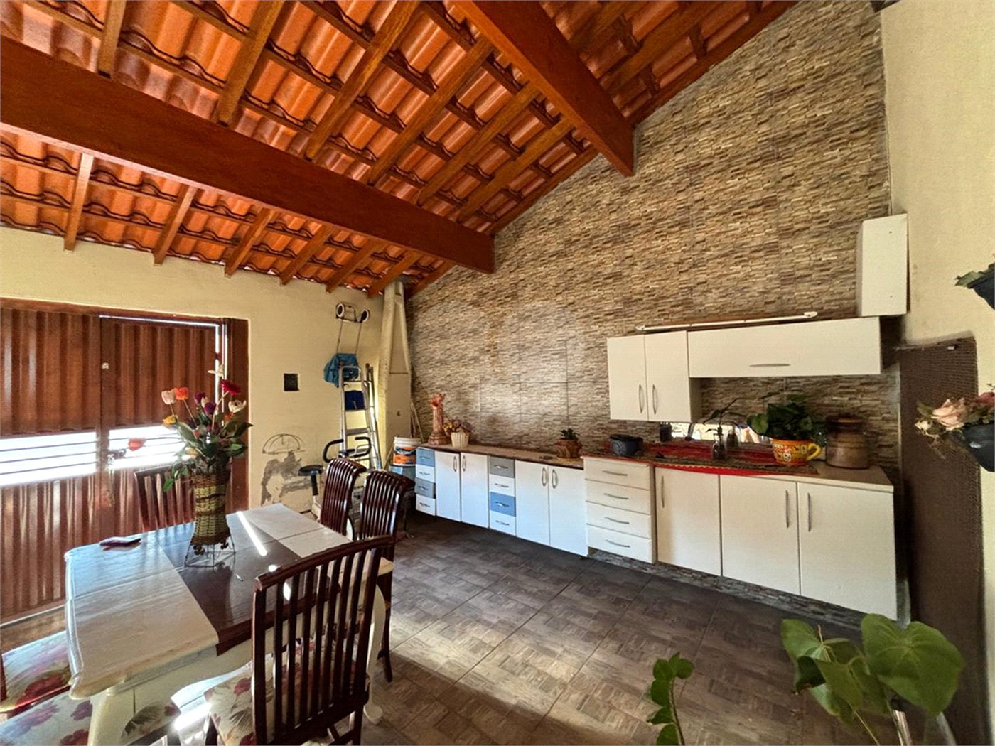 Casa à venda com 3 quartos, sendo 1 suíte, em Jardim Imperador, Salto, SP